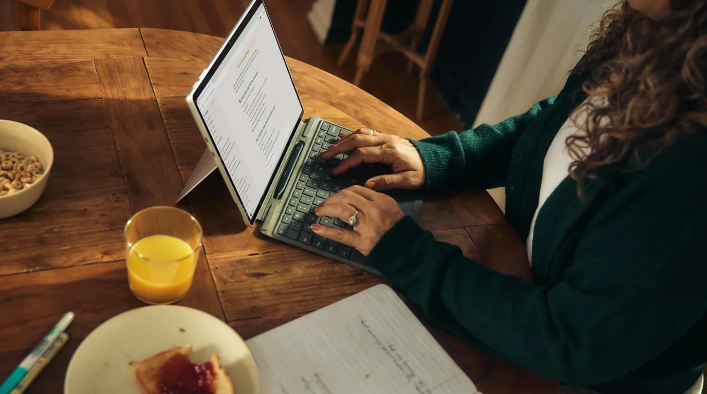 How to auto-post your blog or RSS feed to social media (without sounding like a robot)