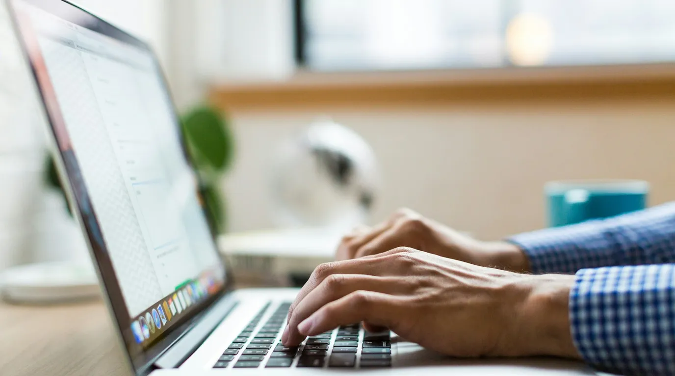 How to schedule social media posts from Claude or ChatGPT with an MCP server